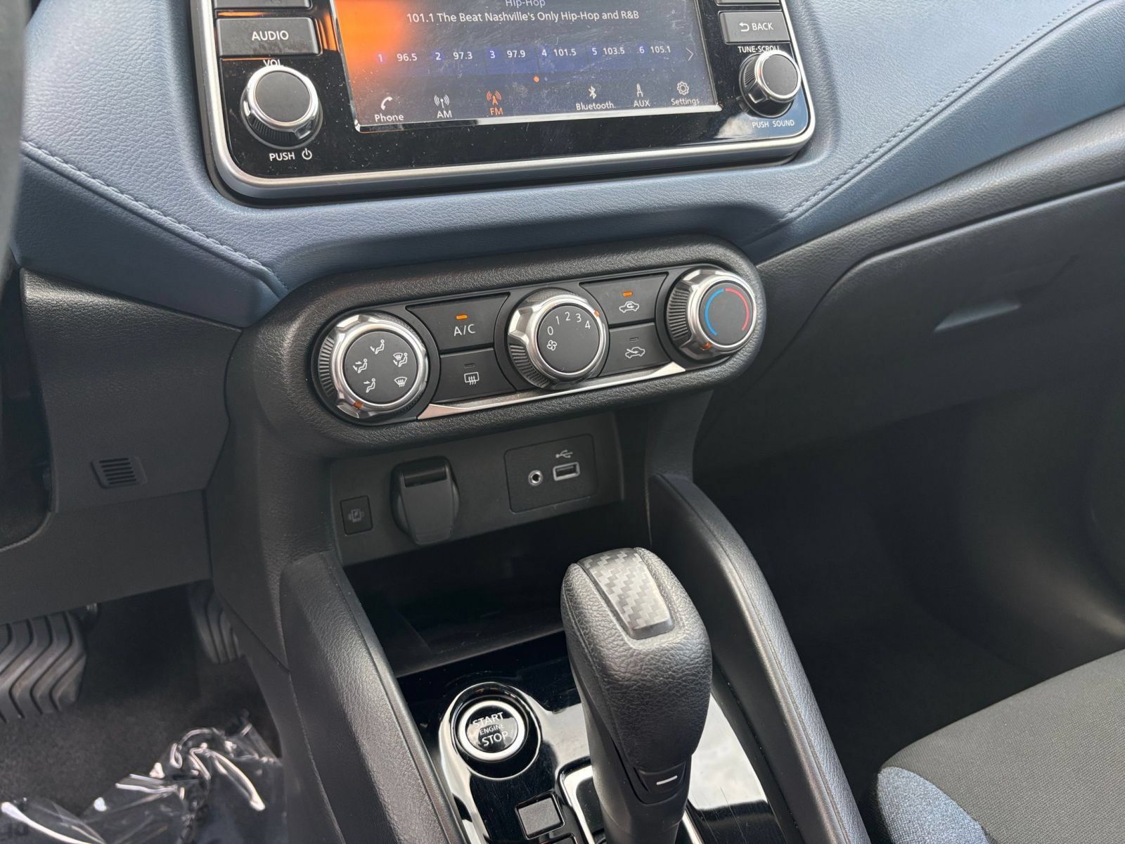 Used 2025 Nissan Versa SV FWD image 16
