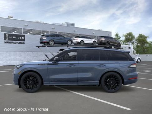 New 2026 Lincoln Aviator Reserve AWD/4WD image 3
