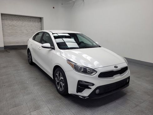 Used 2021 Kia Forte LXS FWD image 13