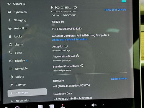Used 2020 Tesla Model 3 Long Range image 17
