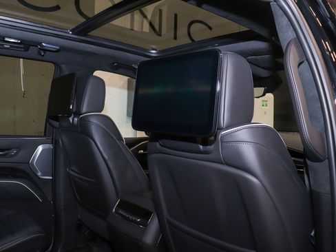 Used 2023 Cadillac Escalade V image 22