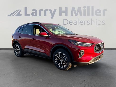 New 2026 Ford Escape SE w/ PHEV Premium Package image 7