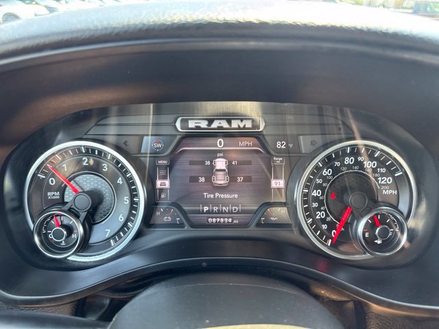 Used 2022 RAM 1500 Big Horn AWD/4WD image 9