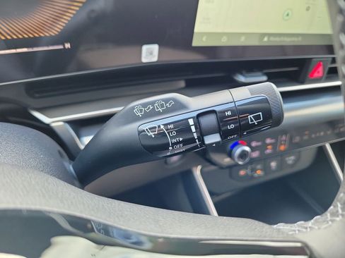 New 2026 Kia Carnival FWD image 28