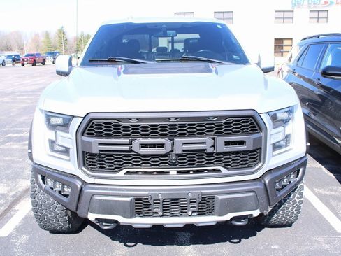 Used 2019 Ford F150 Raptor w/ Equipment Group 802A Luxury image 2