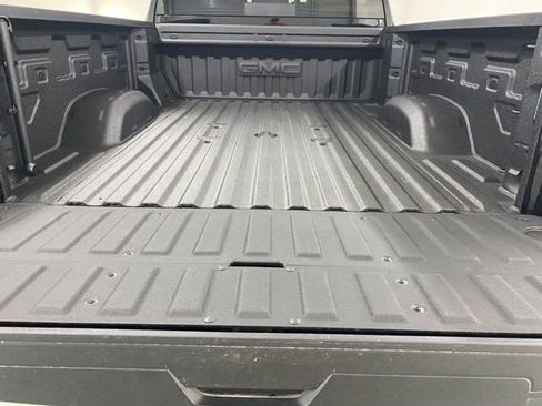 New 2025 GMC Sierra 2500 SLT w/ SLT Premium Package image 11