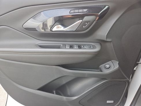 Used 2022 GMC Terrain AT4 w/ Infotainment Package II AWD/4WD image 36