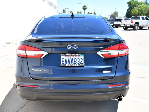 Used 2020 Ford Fusion SE w/ Equipment Group 151A FWD image 7