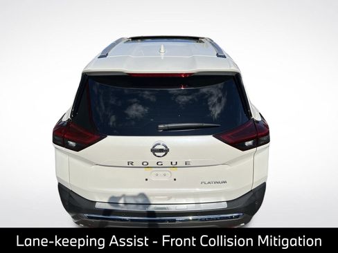 Used 2021 Nissan Rogue Platinum FWD image 9