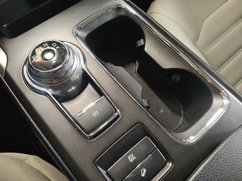 Used 2018 Ford Fusion S image 26