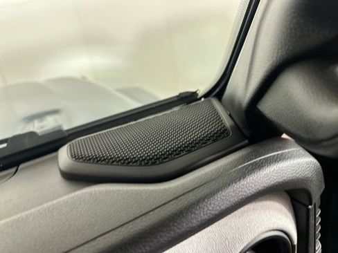 Used 2024 Jeep Wrangler Unlimited w/ Convenience Group image 29