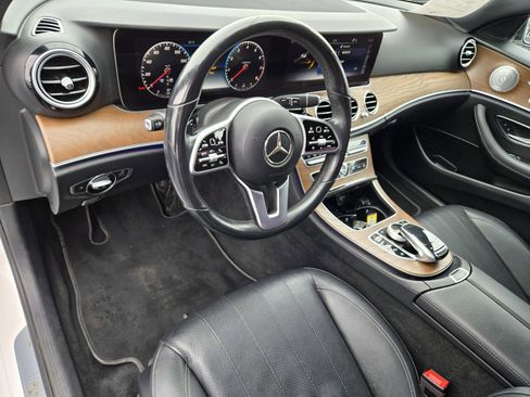 Used 2020 Mercedes-Benz E 350 4MATIC Sedan image 13
