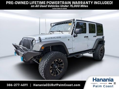 Used 2017 Jeep Wrangler Unlimited Rubicon w/ Connectivity Group AWD/4WD image 7