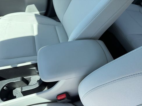 Certified 2025 Hyundai Kona SE FWD image 14