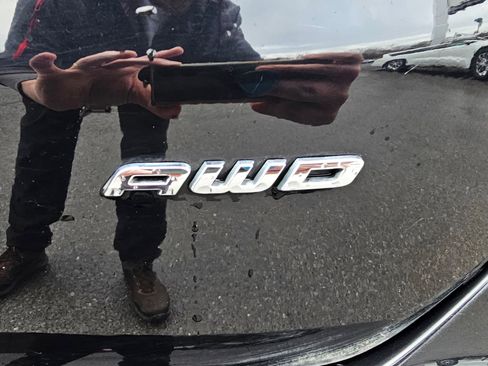 Used 2023 Ford Edge SEL AWD/4WD image 15