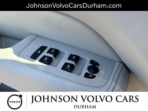 Used 2023 Volvo XC60 B5 Core AWD/4WD image 25