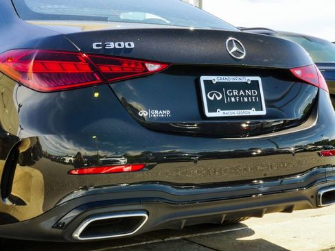 Used 2023 Mercedes-Benz C 300 Sedan image 11