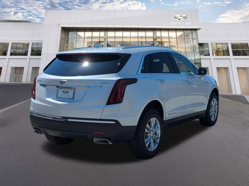 Used 2026 Cadillac XT5 Luxury w/ LPO, Floor Liner Package FWD image 3
