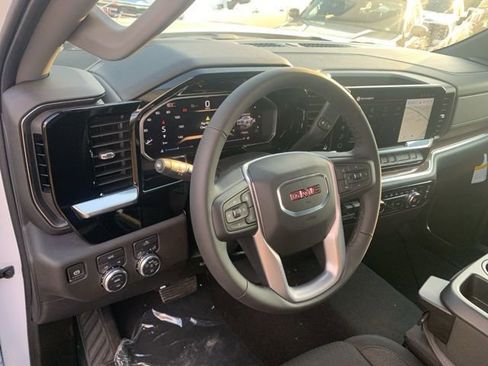New 2026 GMC Sierra 1500 Elevation image 14