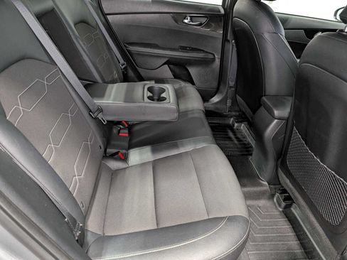 Used 2022 Kia Forte GT-Line w/ GT-Line Technology Package FWD image 36