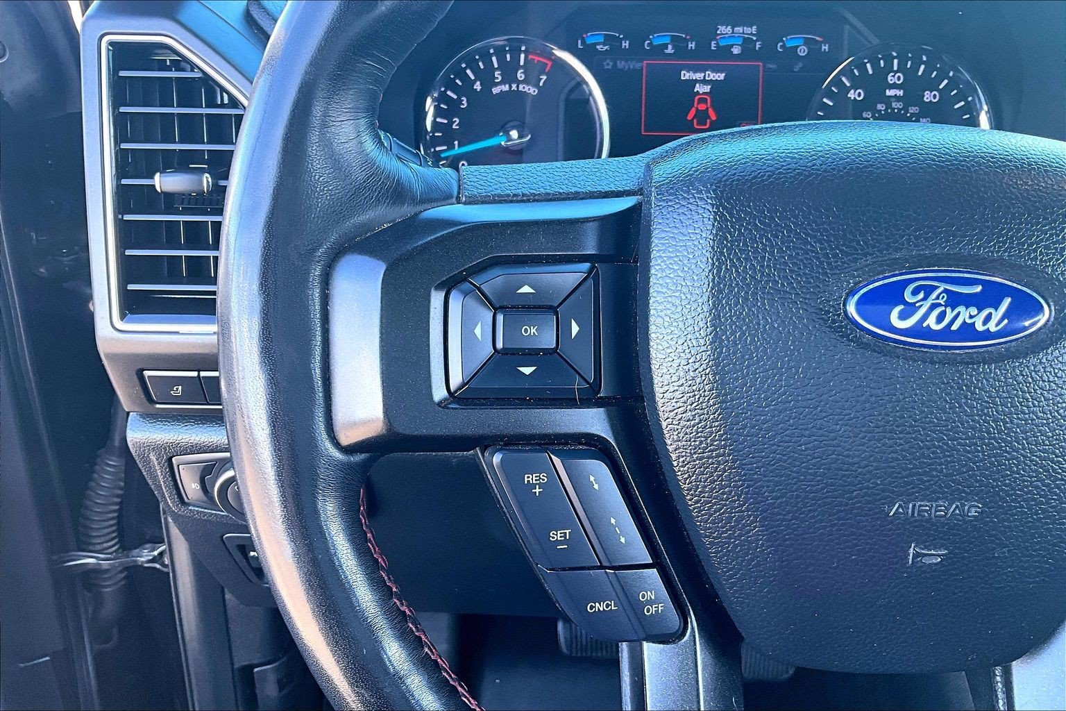 Used 2020 Ford Expedition Limited w/ Equipment Group 303A RWD image 20