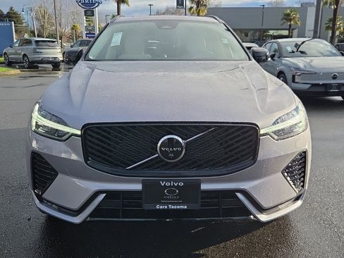 New 2026 Volvo XC60 B5 Ultra w/ Protection Package Premier image 11