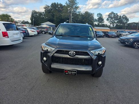 Used 2016 Toyota 4Runner SR5 image 1