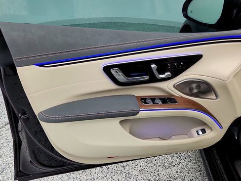 Used 2024 Mercedes-Benz EQS 450+ Sedan image 11