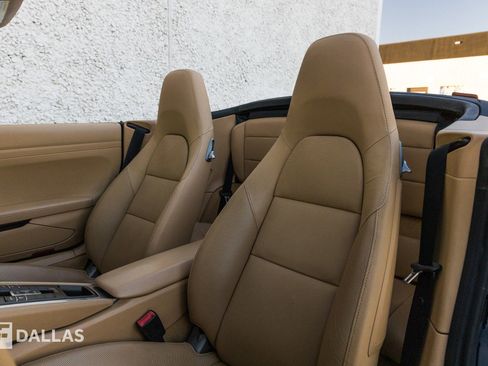 Used 2015 Porsche 911 Carrera image 22