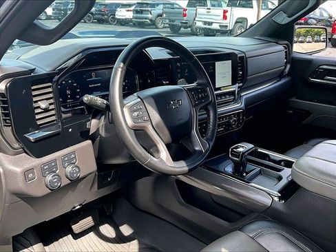 Used 2024 Chevrolet Silverado 1500 ZR2 w/ ZR2 Bison Edition AWD/4WD image 8