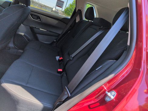 Certified 2025 Nissan Rogue S FWD image 29