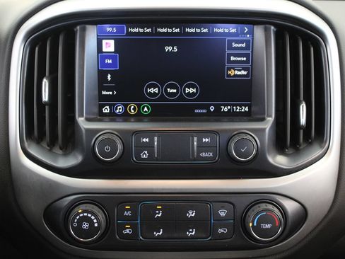 Used 2022 Chevrolet Colorado LT w/ Safety Package RWD image 21