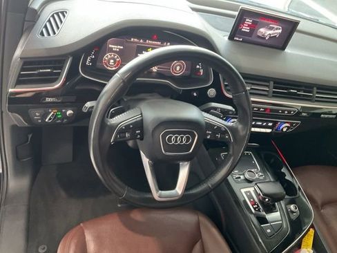 Used 2018 Audi Q7 3.0T Prestige w/ Prestige Package AWD/4WD image 9