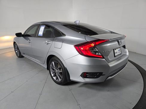 Used 2020 Honda Civic EX image 3