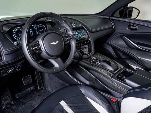 Used 2023 Aston Martin DBX 707 image 23