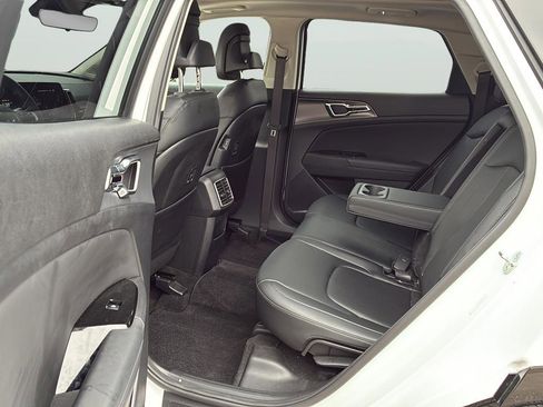 Used 2025 Kia Sportage SX FWD image 16