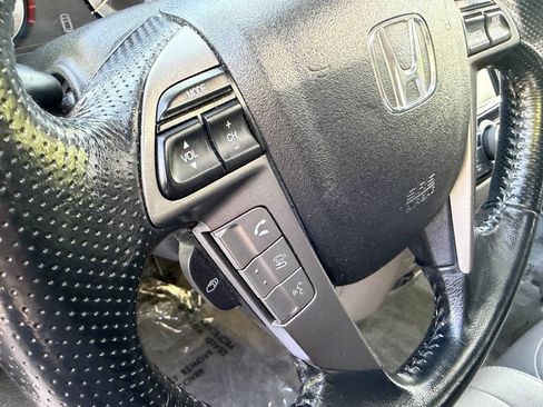 Used 2015 Honda Odyssey EX-L image 19