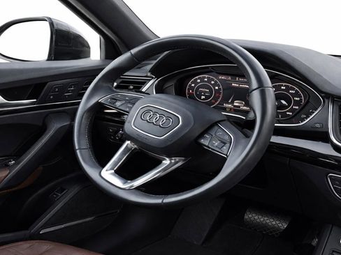 Used 2020 Audi Q5 2.0T Premium Plus w/ Premium Plus Package AWD/4WD image 10