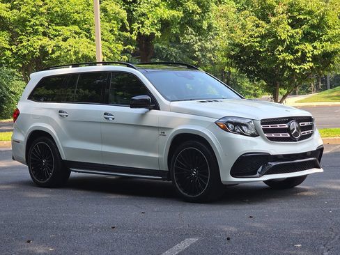 Used 2018 Mercedes-Benz GLS 63 AMG 4MATIC w/ AMG Night Styling Package image 8