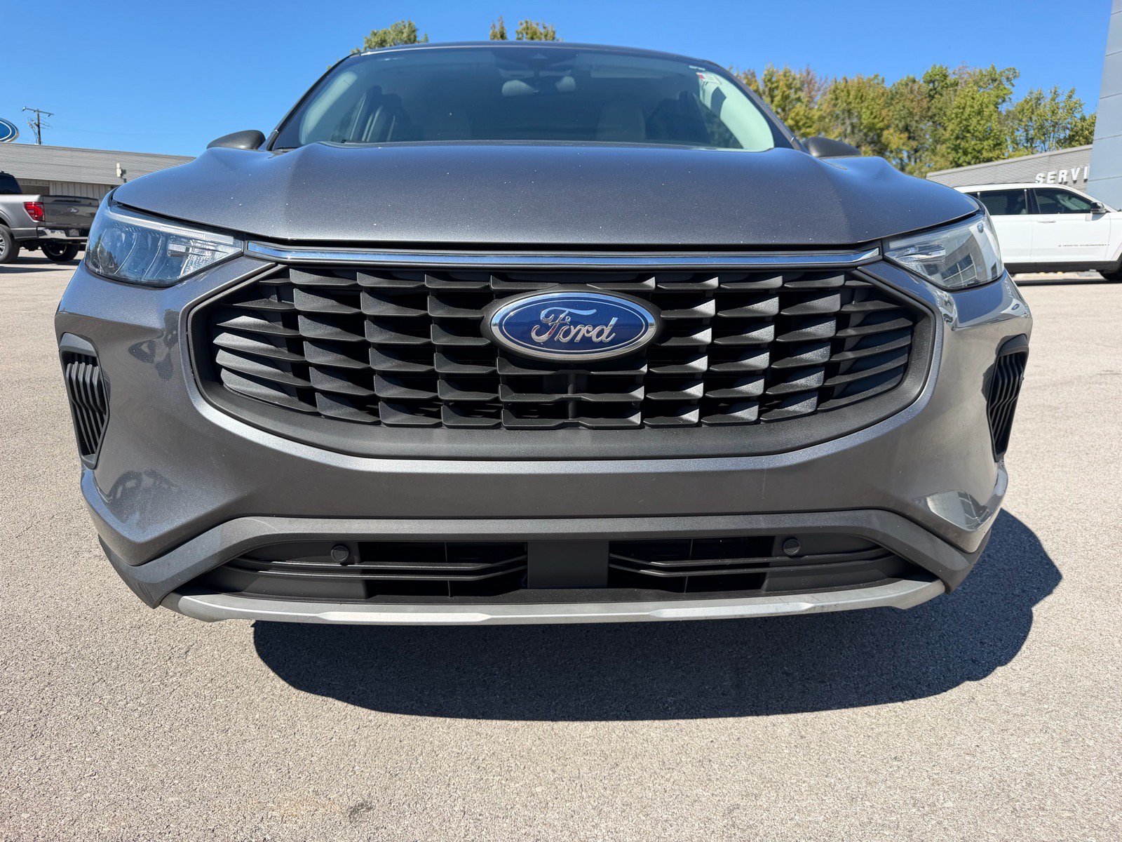Used 2023 Ford Escape Active w/ Tech Pack #1 FWD image 3