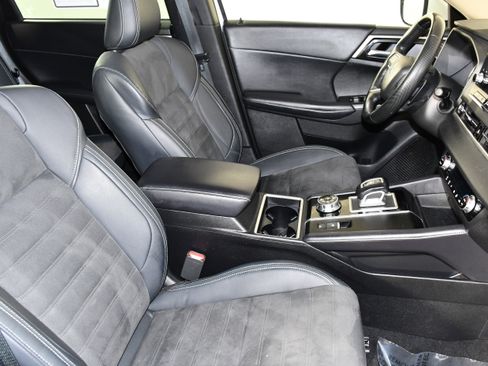 Used 2023 Mitsubishi Outlander SE AWD/4WD image 41