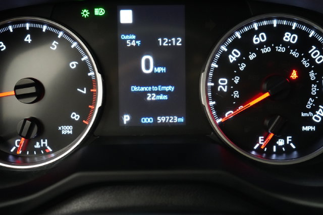 Used 2022 Toyota RAV4 LE AWD/4WD image 22