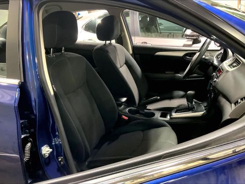 Used 2017 Nissan Sentra S image 9