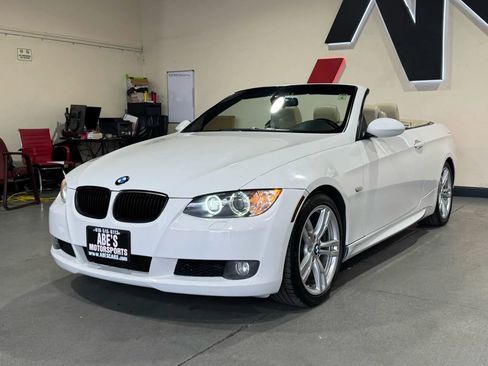 Used 2008 BMW 328i Convertible image 9