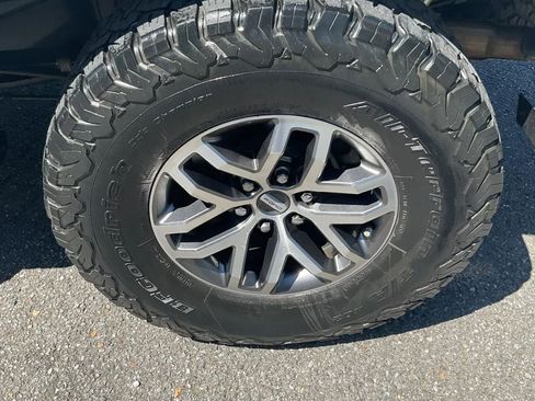 Used 2018 Ford F150 Raptor w/ Equipment Group 801A Mid AWD/4WD image 10