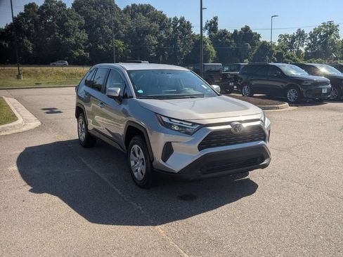 Used 2025 Toyota RAV4 LE FWD image 7