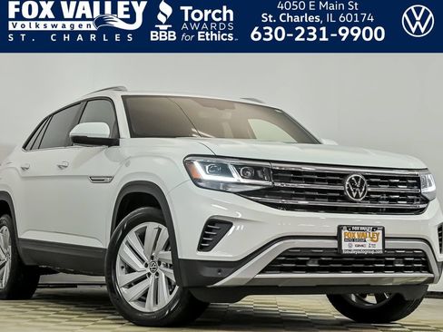 Certified 2022 Volkswagen Atlas Cross Sport SE AWD/4WD image 1