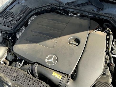 Used 2021 Mercedes-Benz C 300 4MATIC Sedan image 31