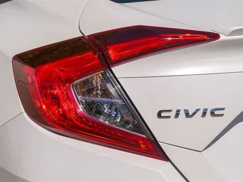 Used 2018 Honda Civic EX-T image 10