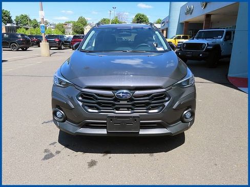 Used 2024 Subaru Crosstrek 2.5i Limited AWD/4WD image 2